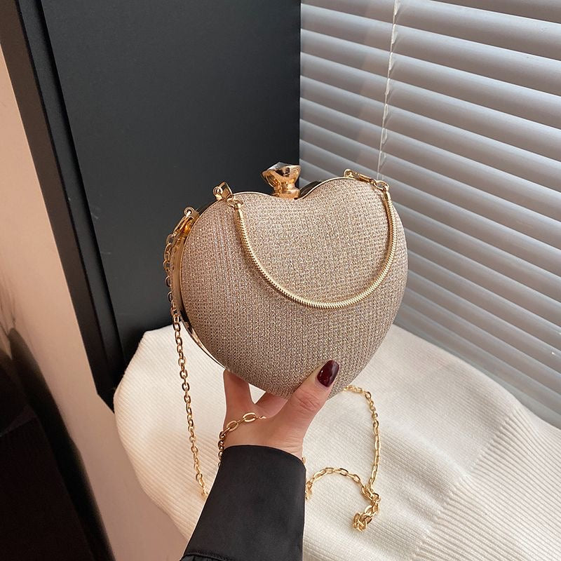 Aiké Cœur Diamond-Clasp Heart Minaudière